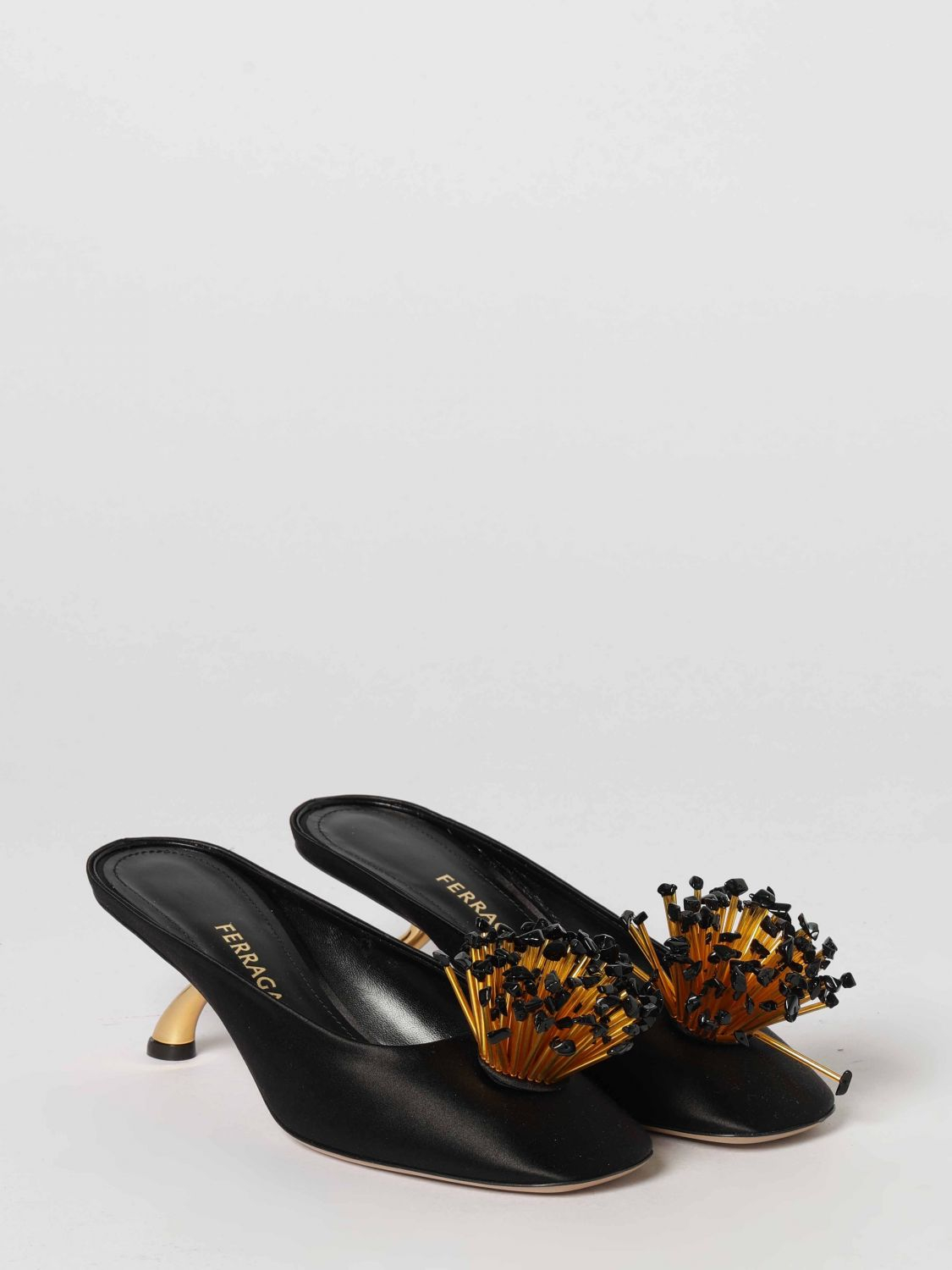 [Ferragamo] Sandals SS26 01N622 793011