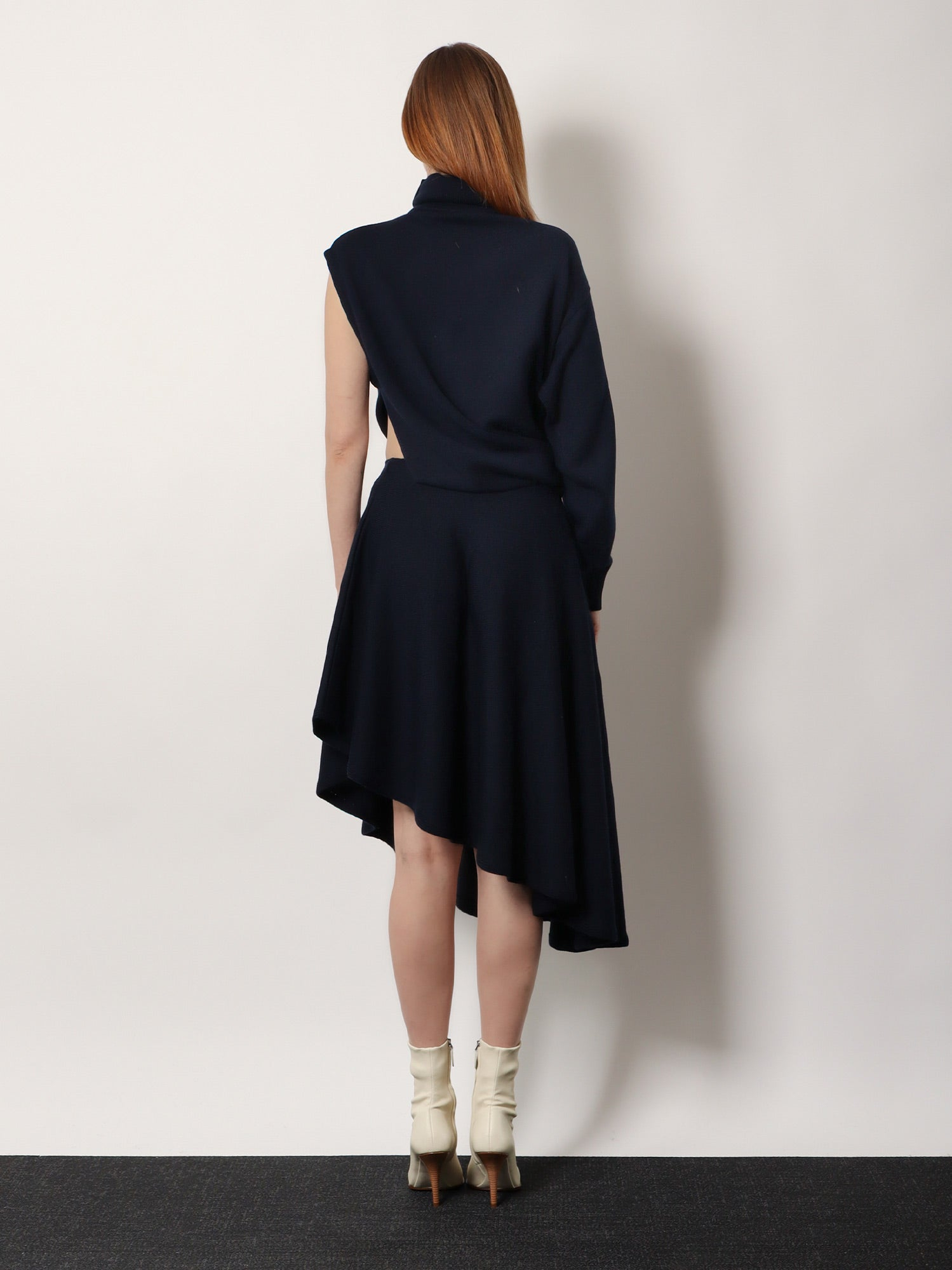 [Alaia] Sleeveless dress SS26 AA9R2847K160C537