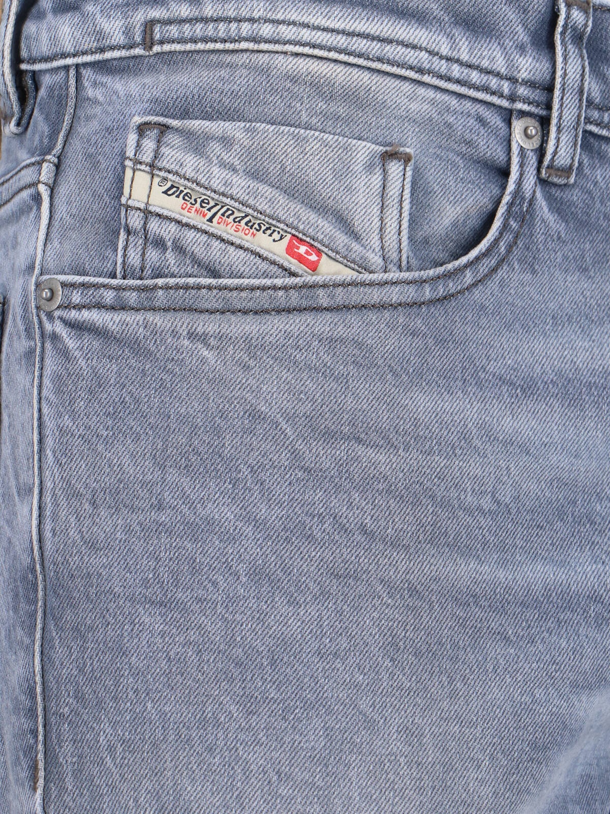 [Diesel] Jeans SS26 A10229 007DF07