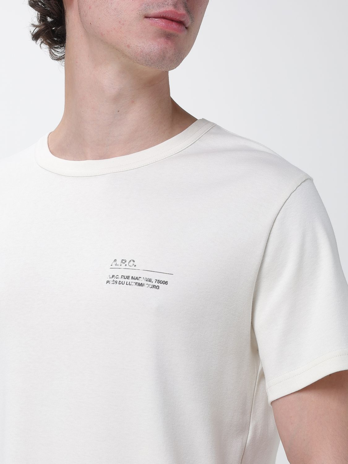 [A.P.C.] T-shirts Short Sleeve SS26 COHMWH26577 BAA