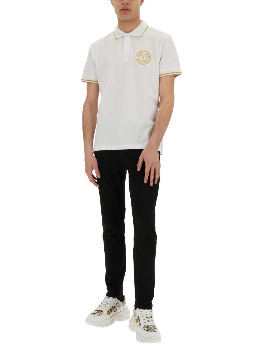 [VERSACE JEANS COUTURE] T-shirts Short Sleeve FW26 78GAGT00_CJ01TG03