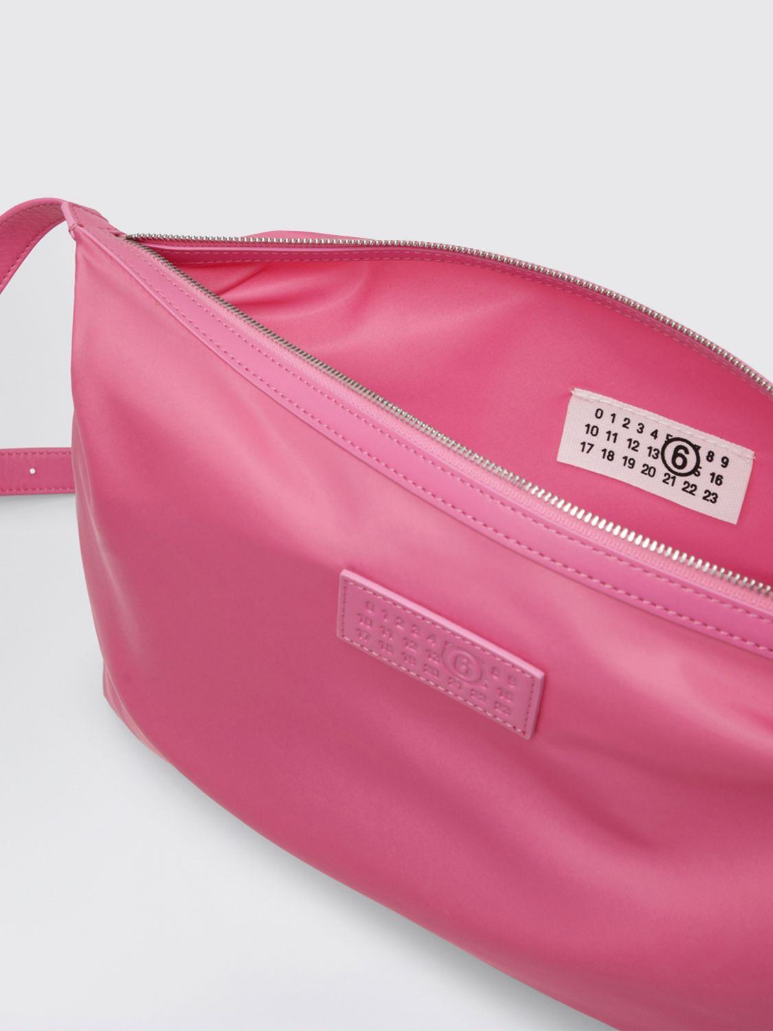 [MM6 Maison Margiela] Cross body bag SS26 SB6WG0024P9062 T4234
