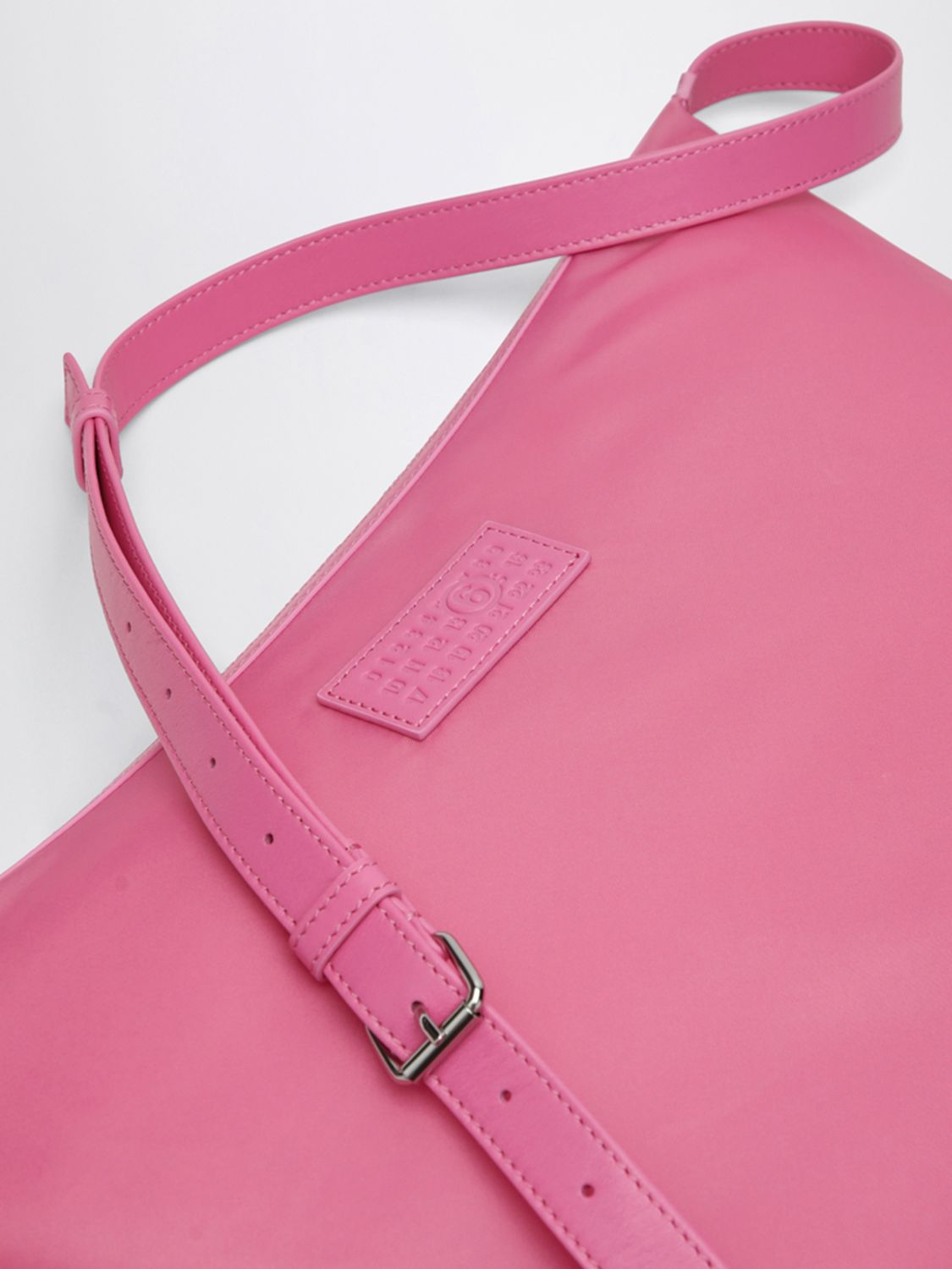 [MM6 Maison Margiela] Cross body bag SS26 SB6WG0024P9062 T4234