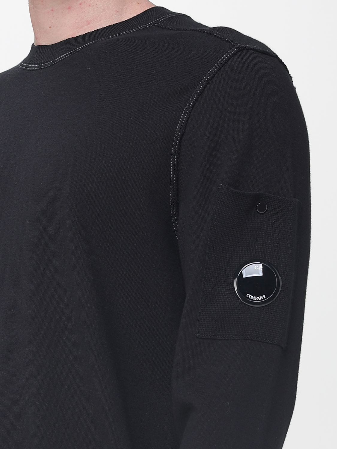 [C.P. Company] Sweatshirt SS26 20CMKN102A110560A 999