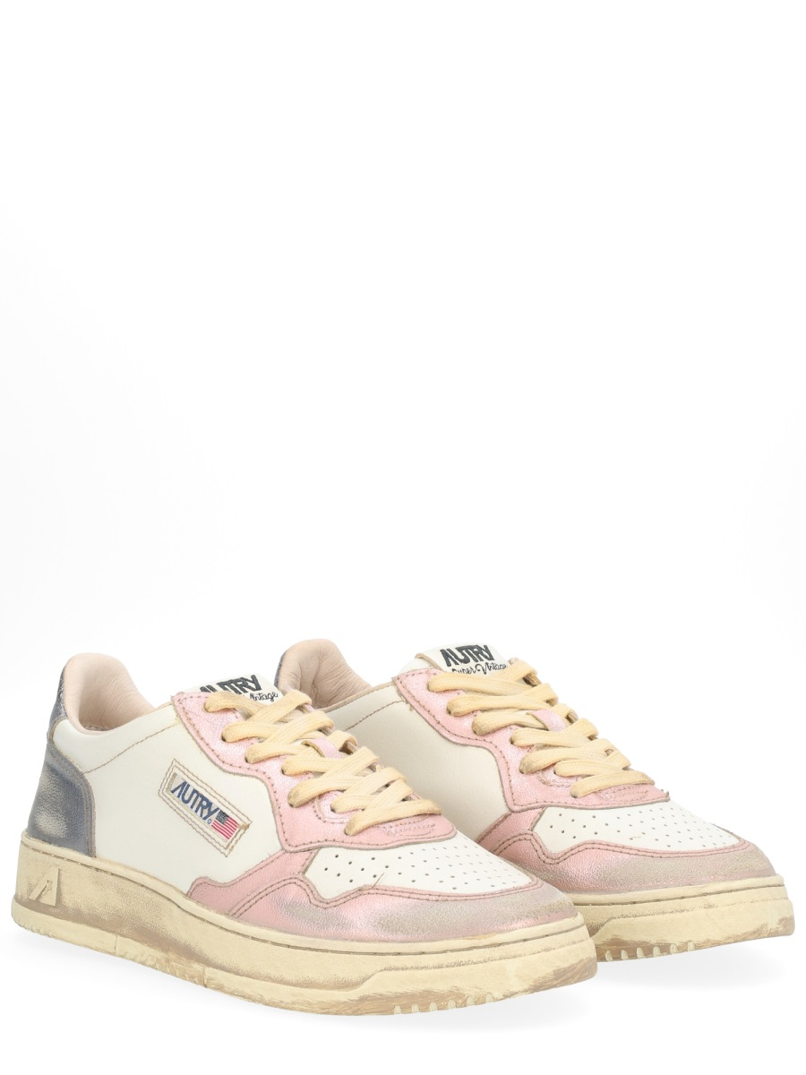 [AUTRY] Sneakers FW25 AVLW_MT06