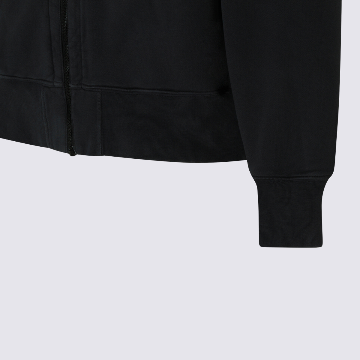 [Stone Island] Sweatshirt FW26 L2S156100009S0051V002A