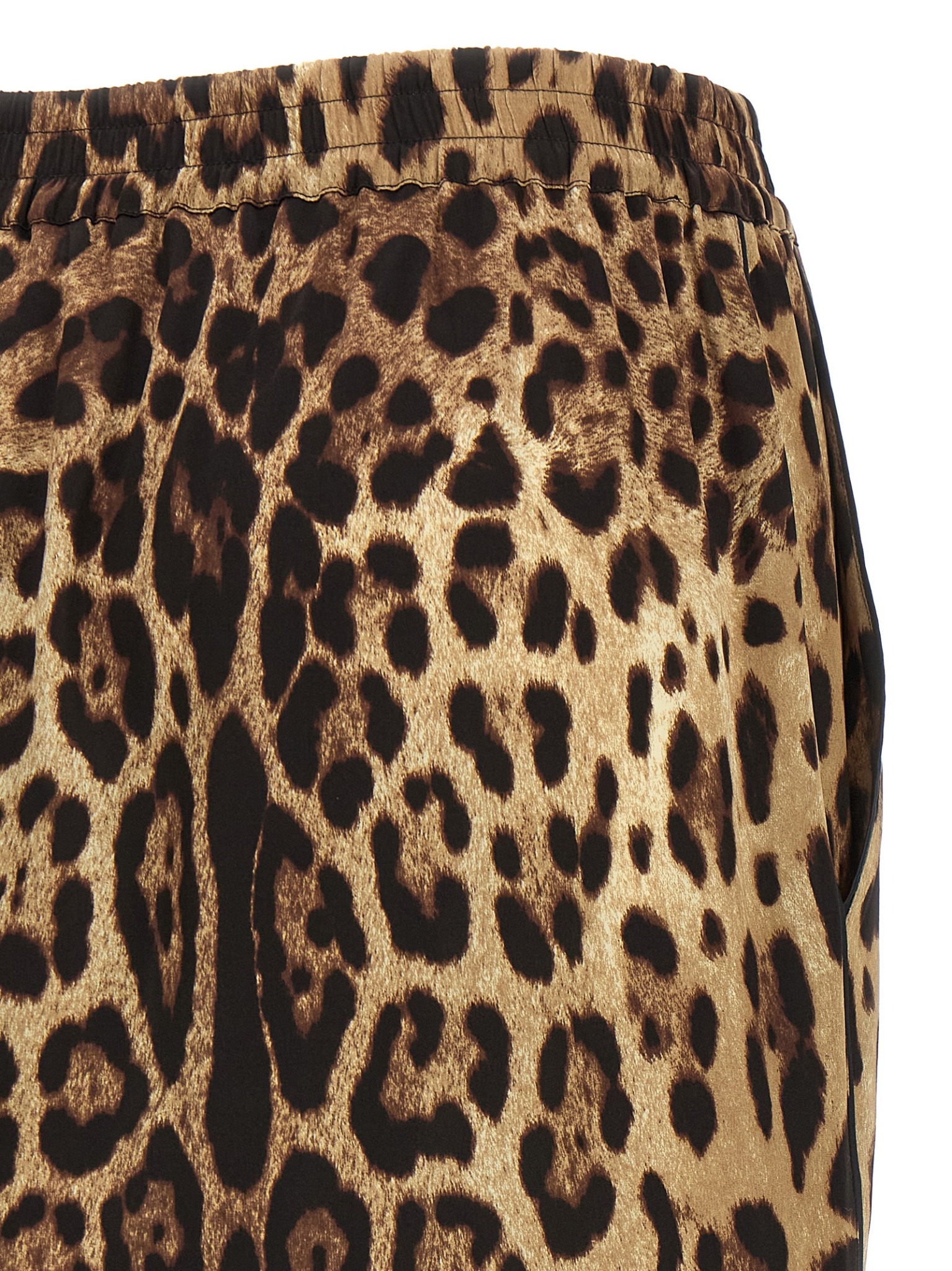 [Dolce & Gabbana] Shorts SS26 FTAM7TFSAXYHY13M
