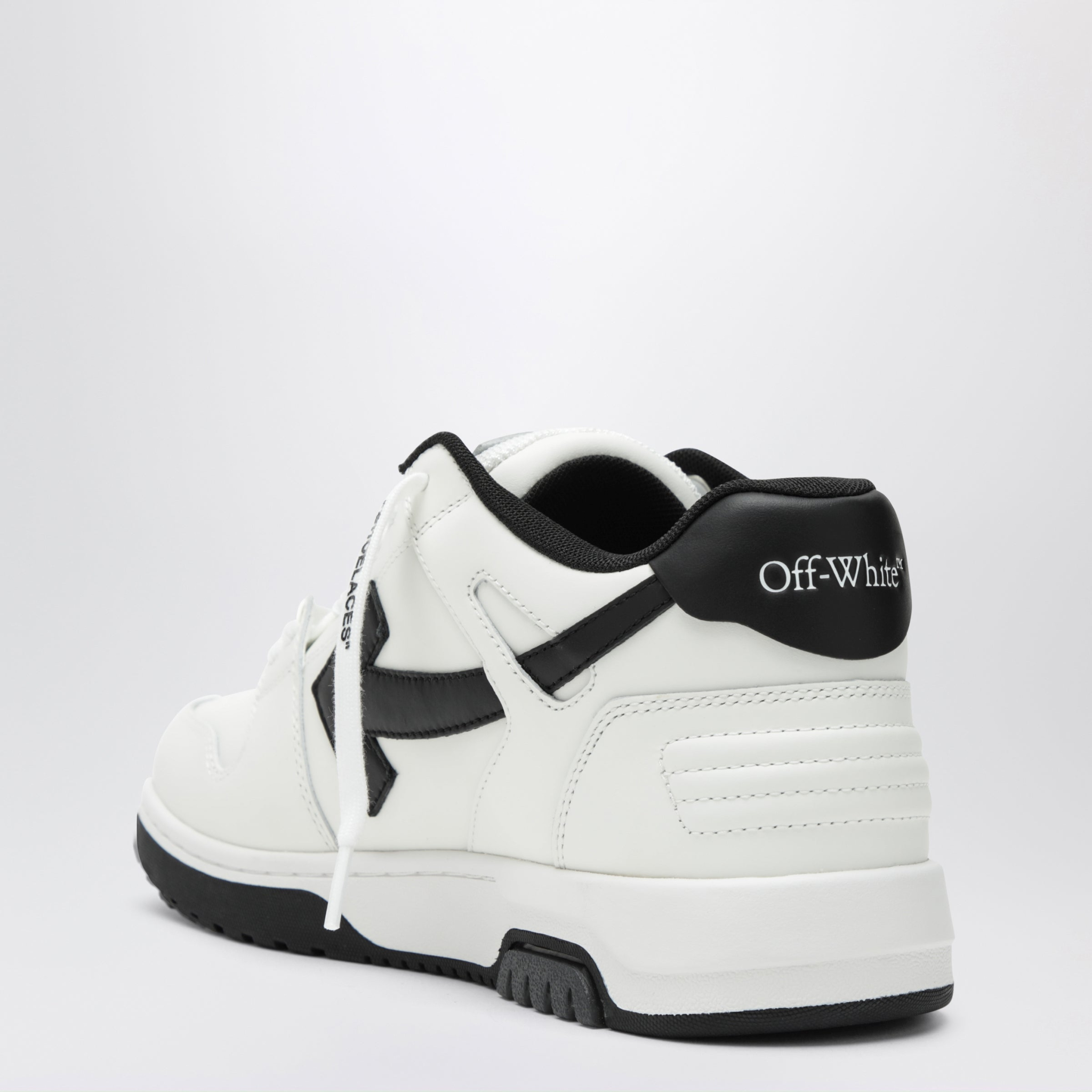 [Off-White] Sneakers FW26 OMIA189C99LEA019