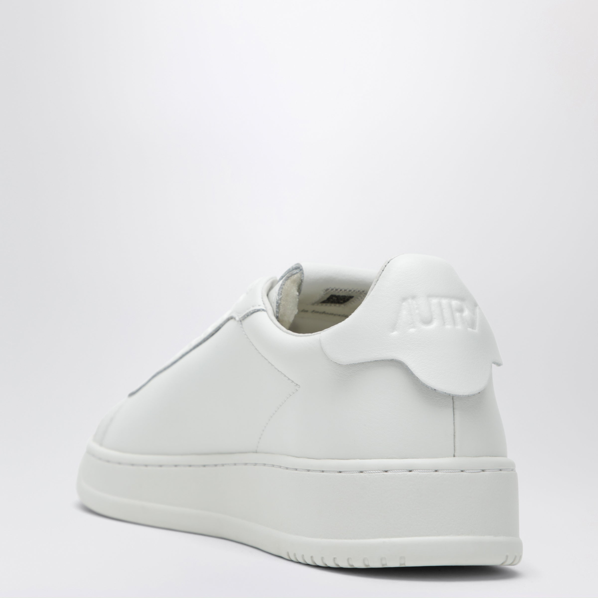 [AUTRY] Sneakers FW26 ADLMMR23
