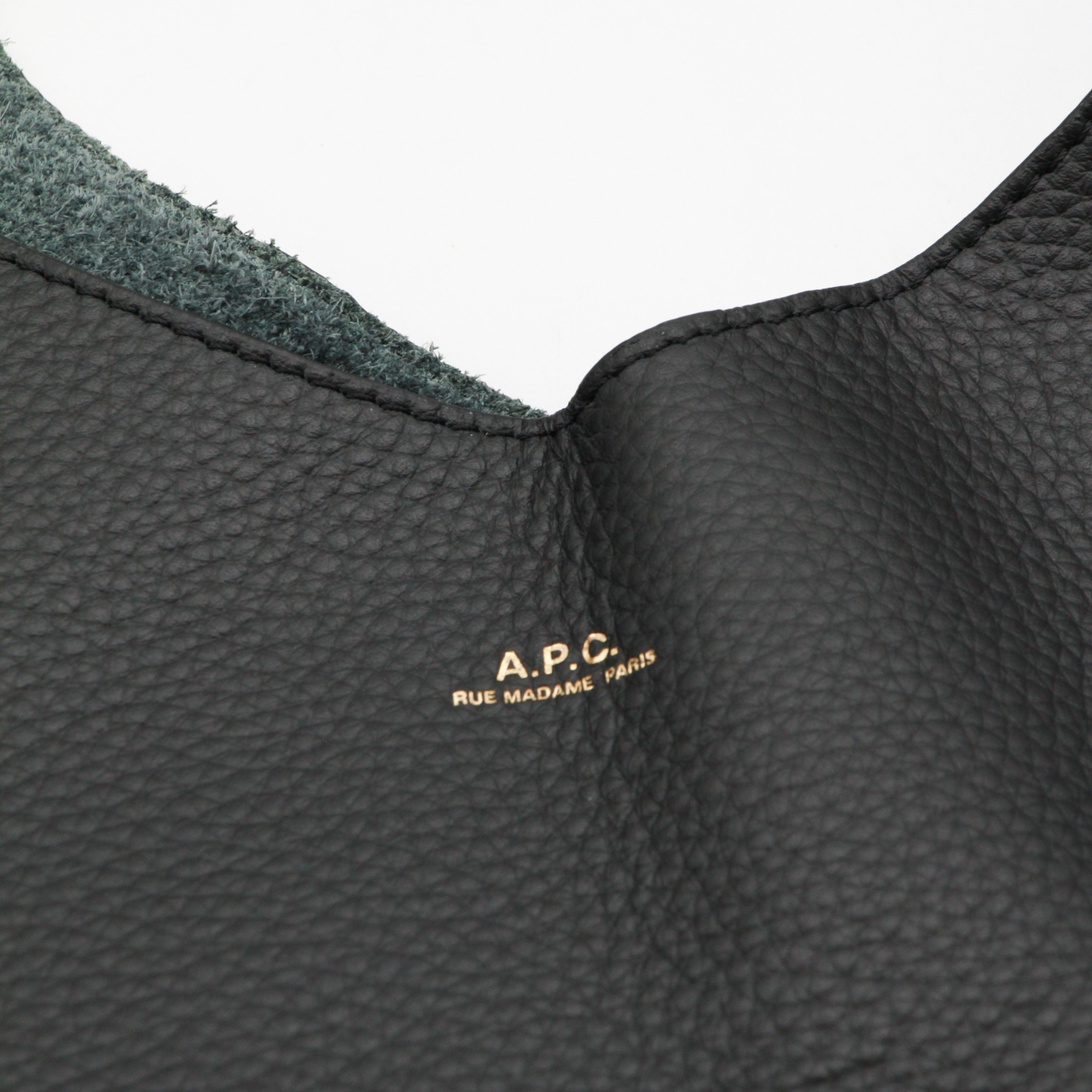[A.P.C.] Shoulder bag FW26 PXCBCF67008LZZ