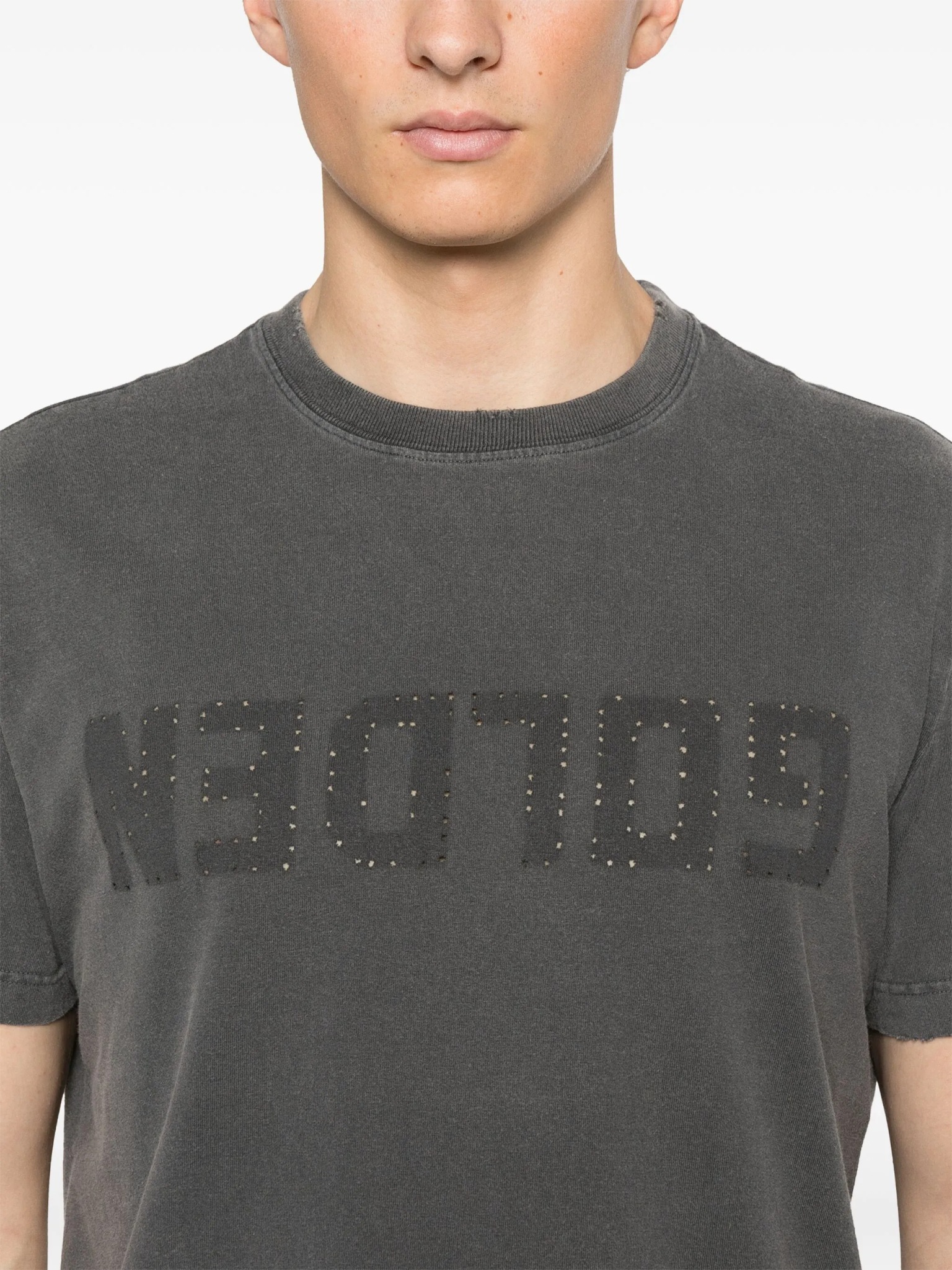[Golden Goose] T-shirts Short Sleeve FW26 GMP01220P00067160318