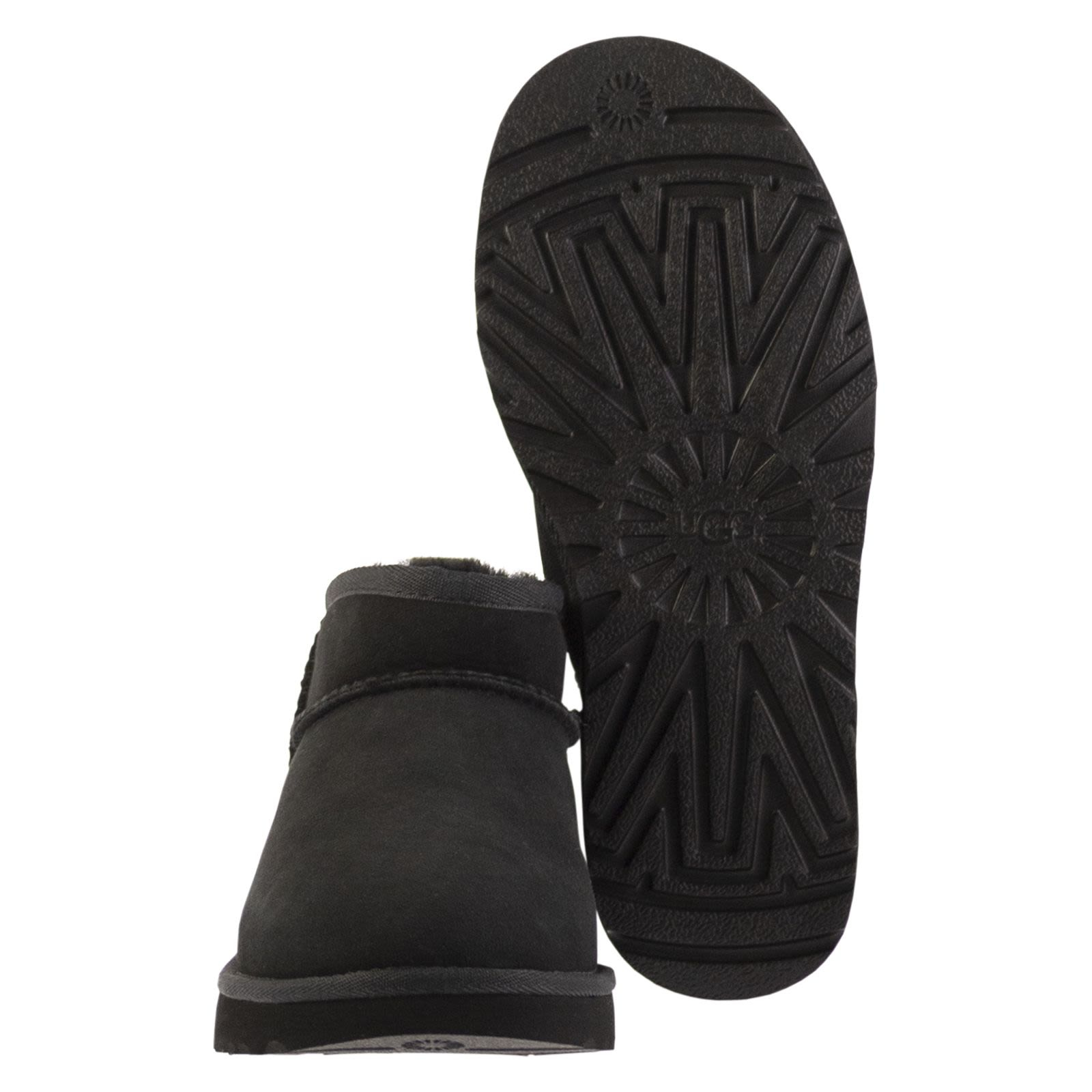 [UGG] Ankle Boots CO 1116109 BLK