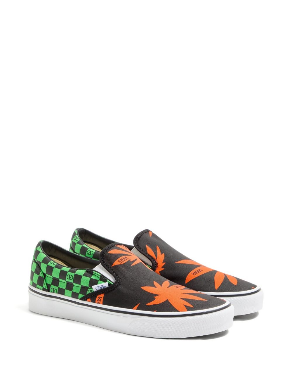 [Valentino Garavani X Vans] Slip On SS26 YS0M96XWFBAL