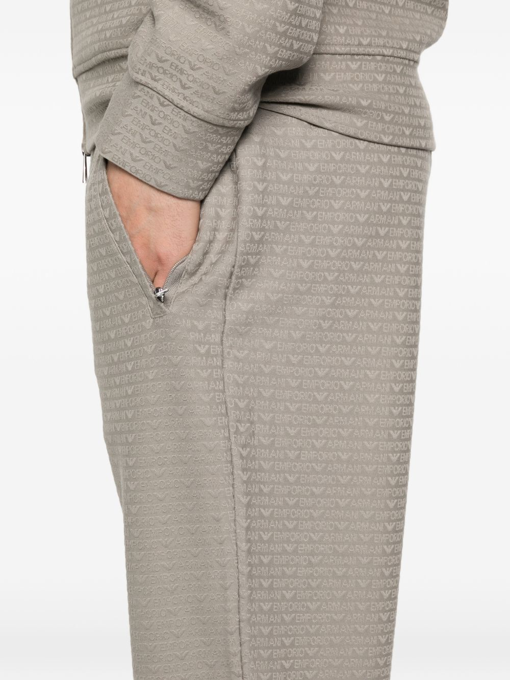 [Emporio Armani] Trousers SS26 EM004535AF13700F8219