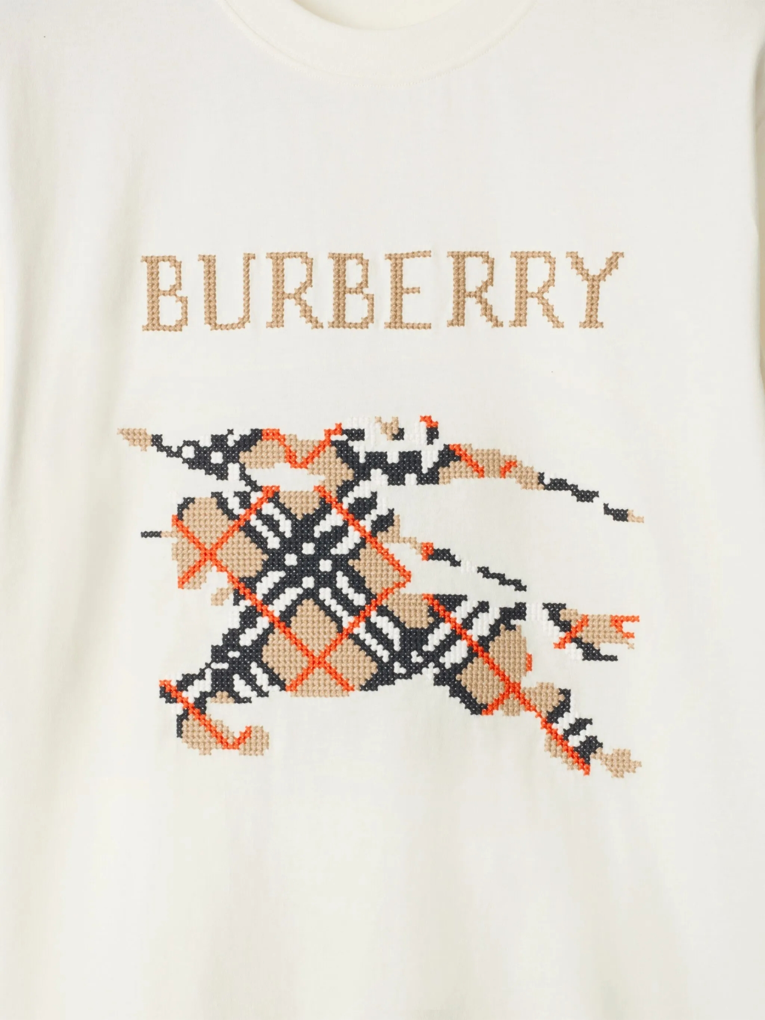 [Burberry] T-shirts Short Sleeve FW26 8110116B7078