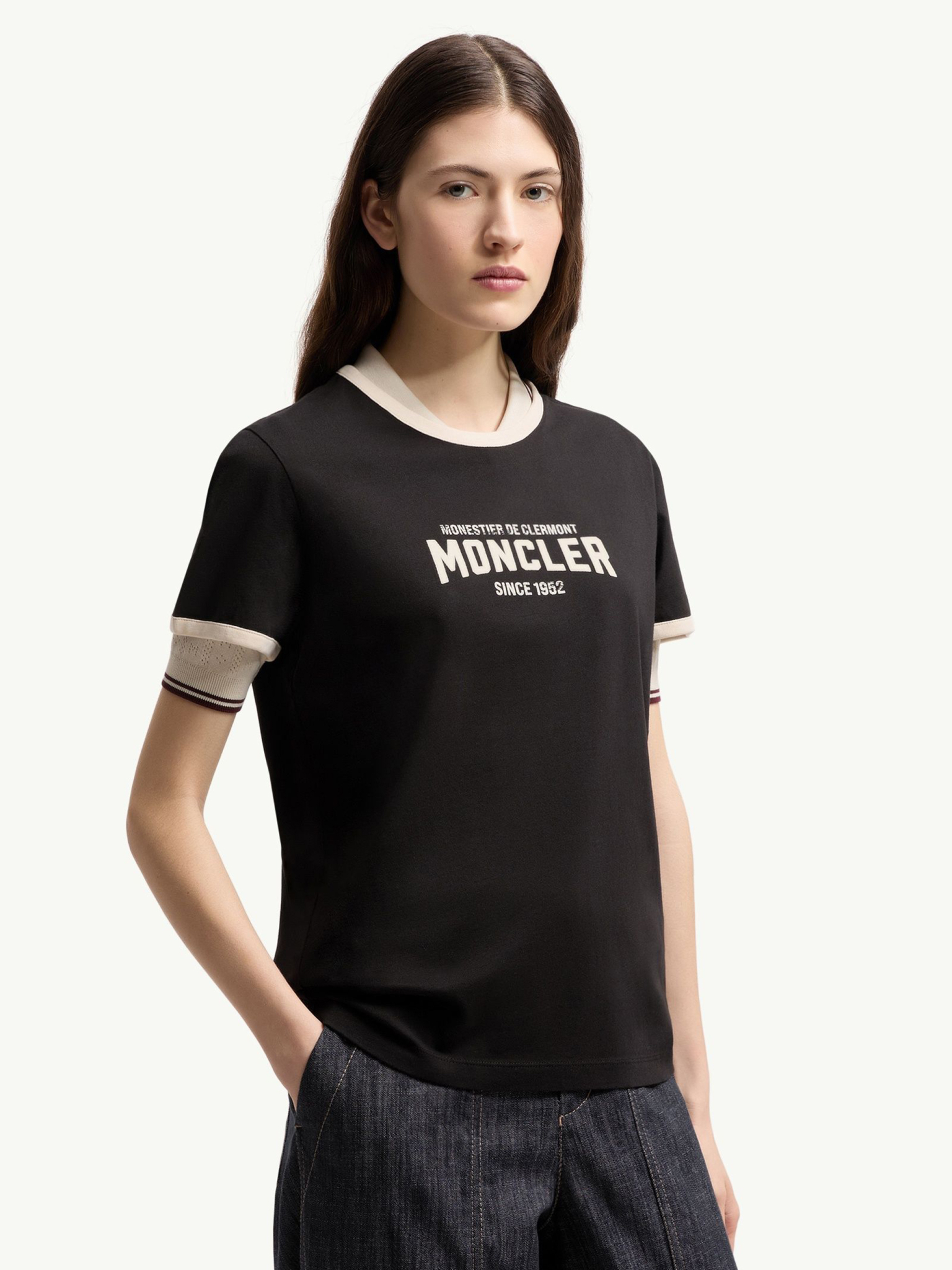 [Moncler] T-shirts Short Sleeve SS26 L10938C0003189AUOP90