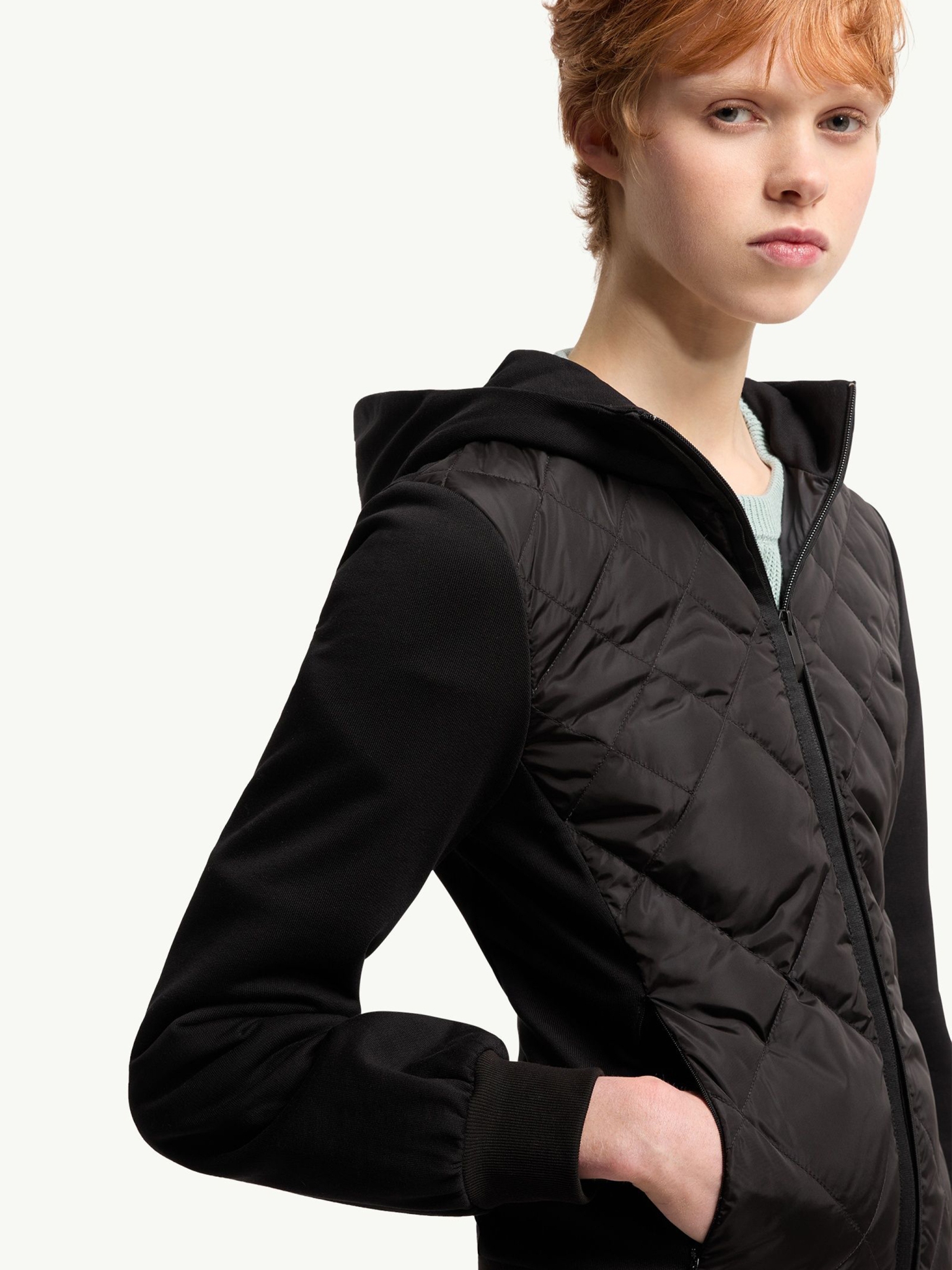 [Moncler] Sweatshirt SS26 L10938G0001389B02999