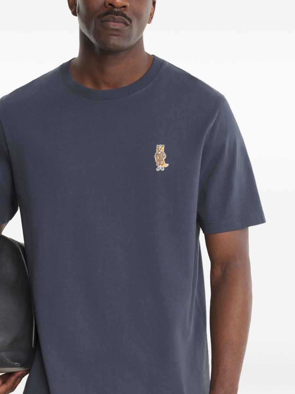 [MAISON KITSUNE] T-shirts Short Sleeve SS26 QM00101KJ70250422
