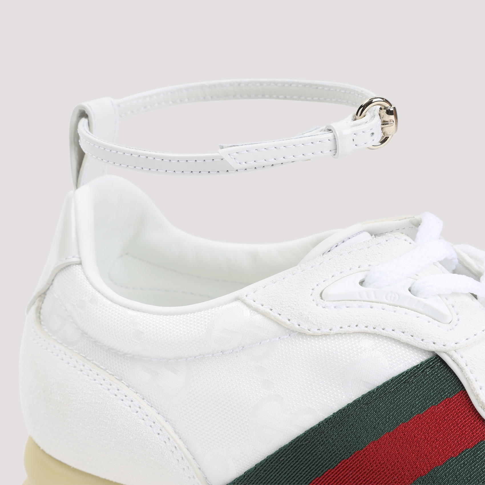 [Gucci] Sneakers FW26 832918.AAEZM