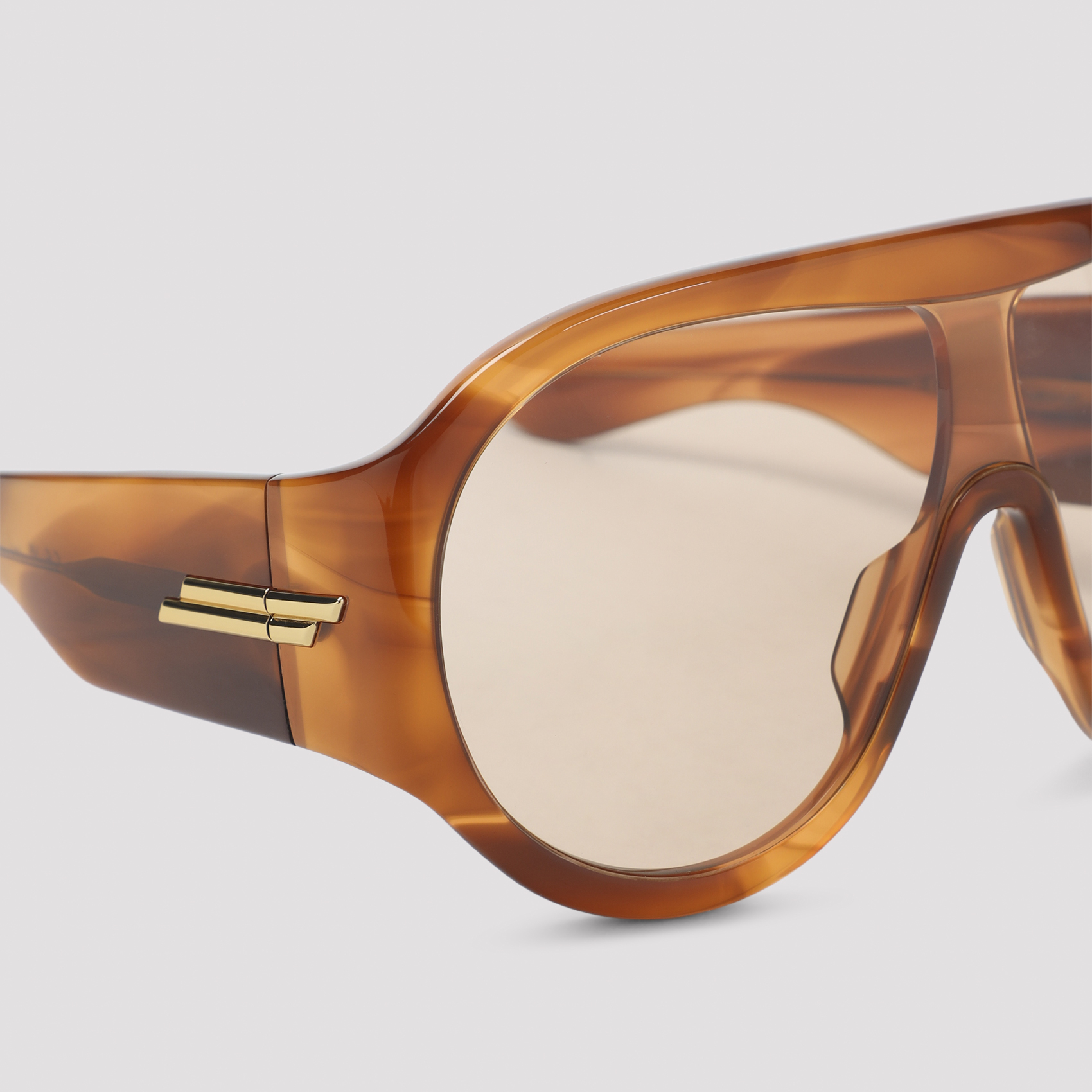 [Bottega Veneta] Sunglasses FW26 810162.V2Q30