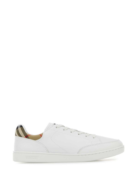 [Burberry] Sneakers FW26 8118865 C4579