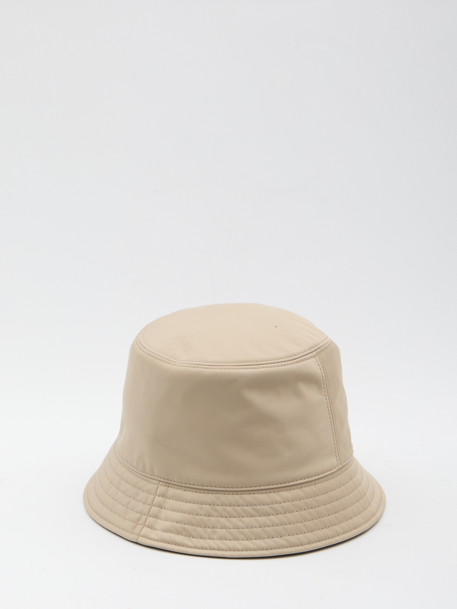 [Moncler] Hat SS26 L10933B00022_54A1K_P27
