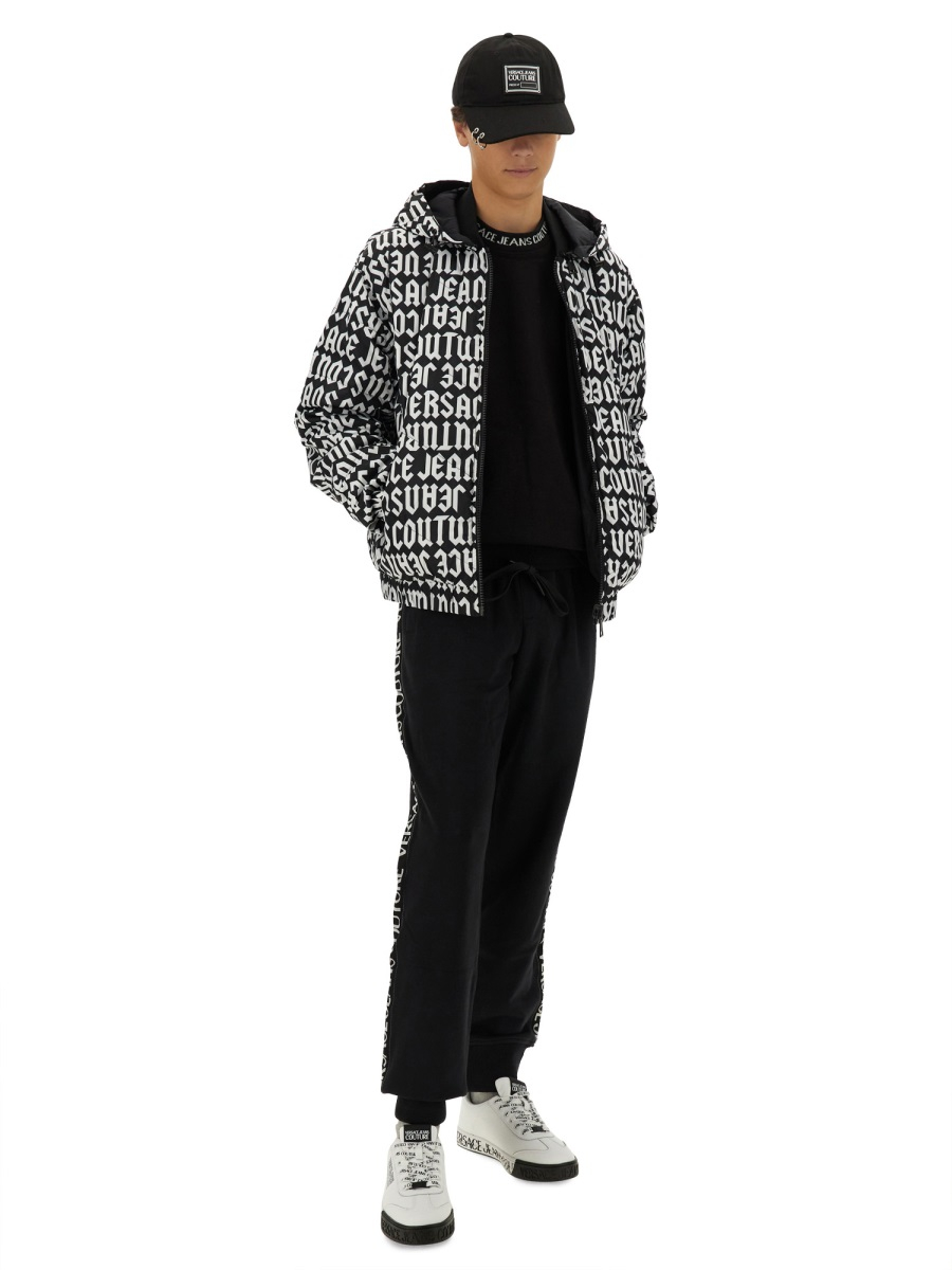 [VERSACE JEANS COUTURE] Jogger pants FW24 77GAAC02_CF02C899
