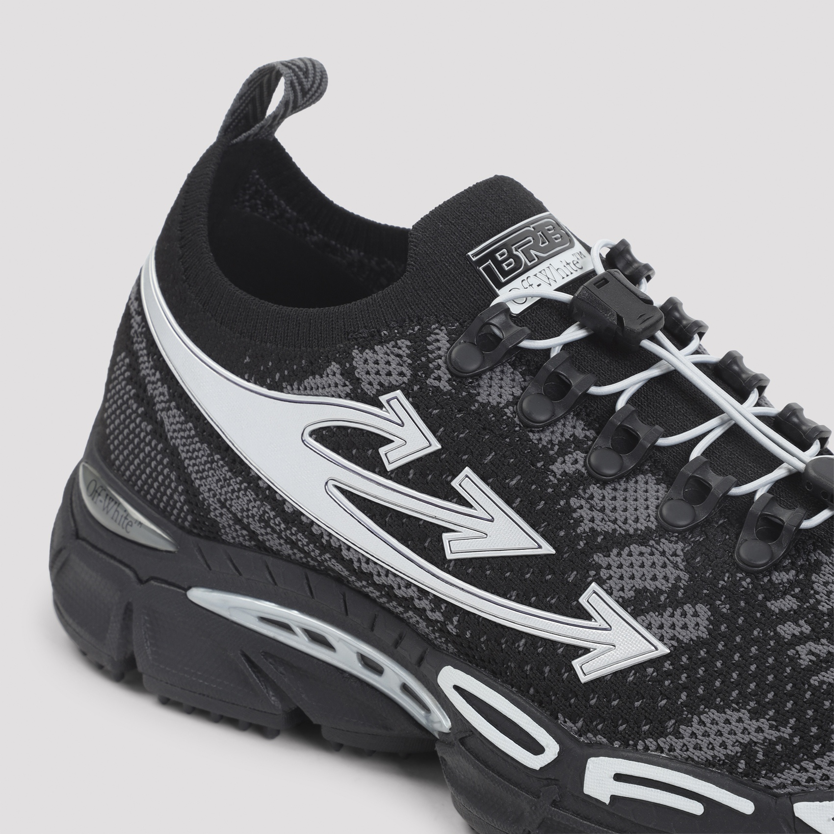 [Off-White] Sneakers FW26 M2AOS6F001