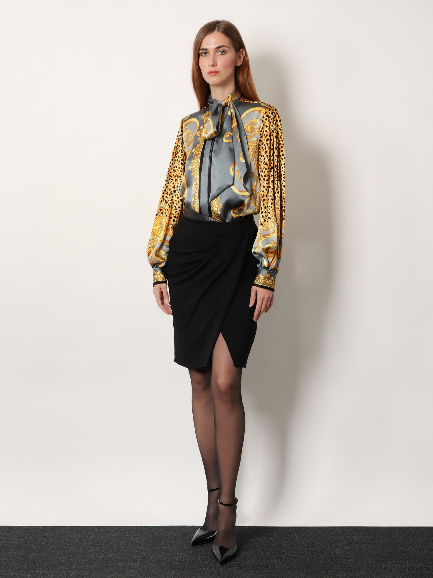 [Versace] Midi skirt FW25 10219891A144751B000
