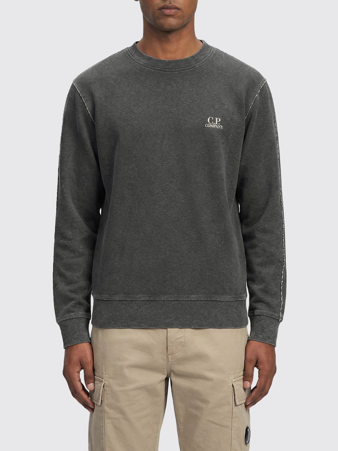 [C.P. Company] Sweatshirt SS26 20CMSS198A110644P 921
