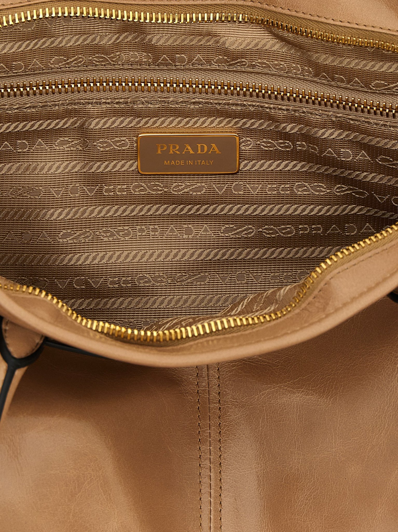 [Prada] Tote bag FW26 1BA433VMOO2CYRF0LT6