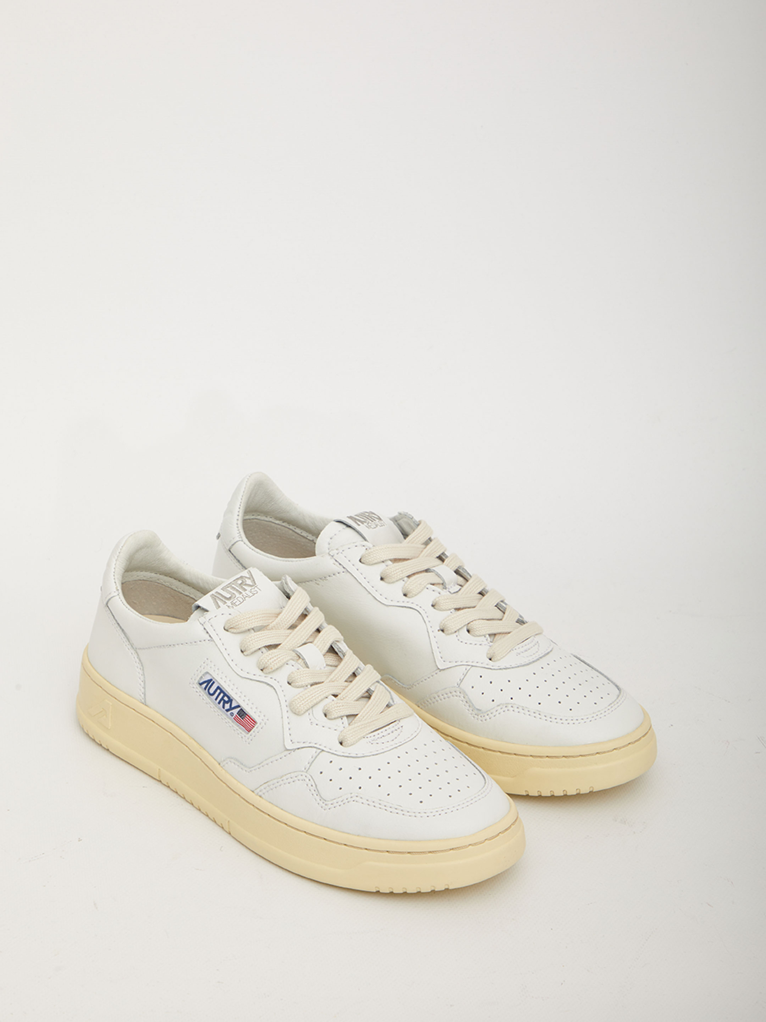 [AUTRY] Sneakers FW26 AULM_LL_15