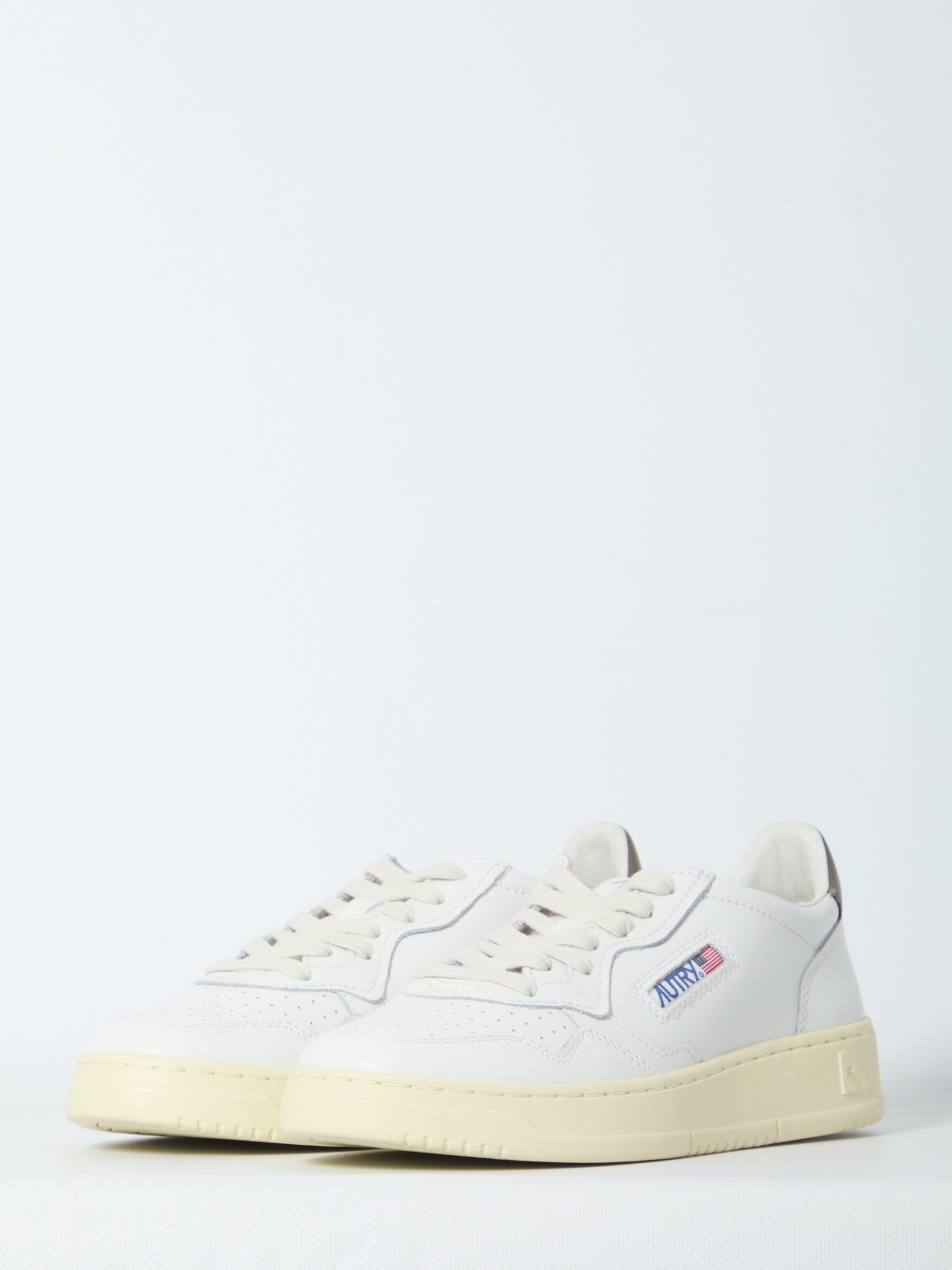 [AUTRY] Sneakers FW26 AULM_LL_28