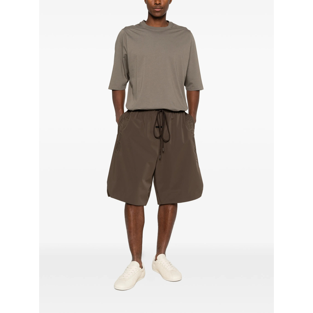 [Fear Of God Essentials] Shorts FW26 160SP264902F  BROWN