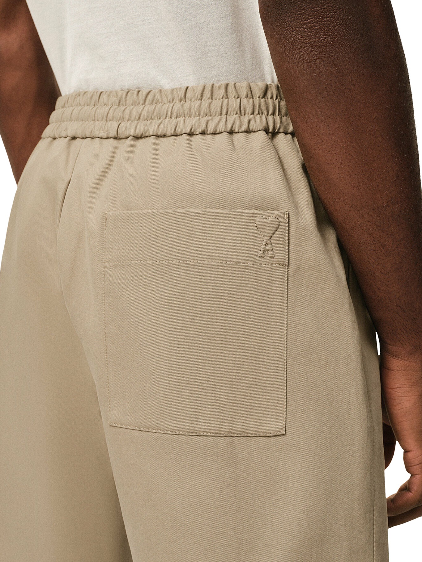 [Ami Paris] Shorts SS26 HSO835CO0132A036 BEIGE TAUPE