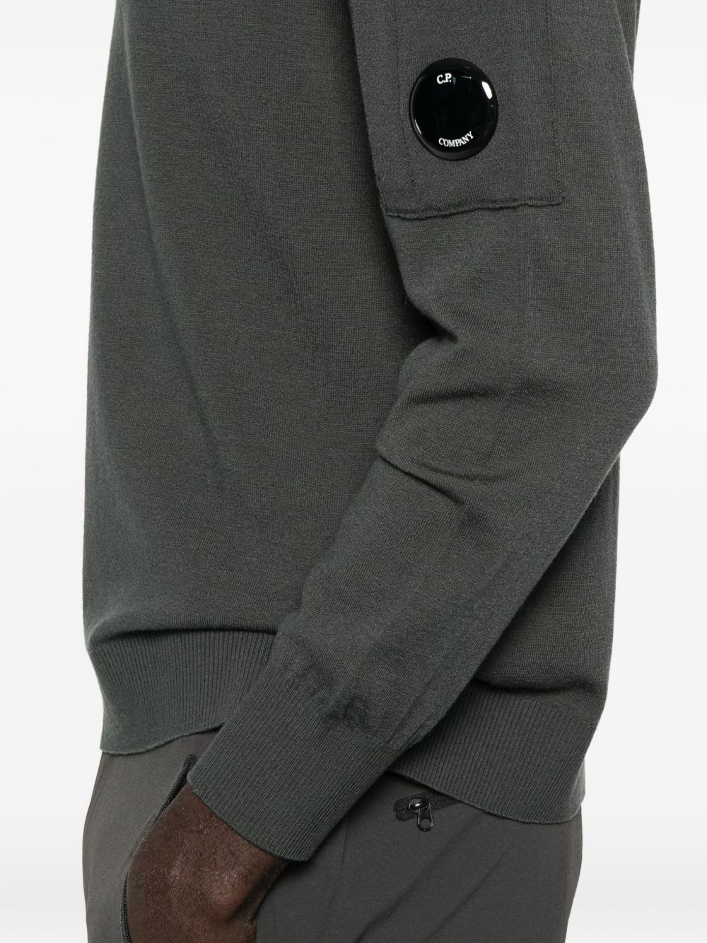 [C . P . COMPANY] Knitwear FW25 19CMKN037A005528A978