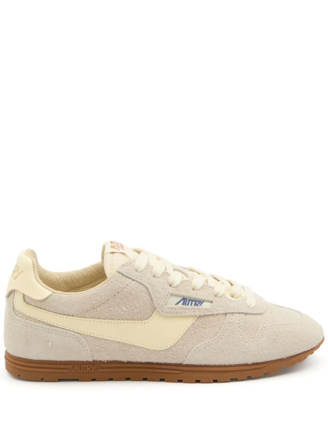 [AUTRY] Sneakers SS25 WSLWUB01