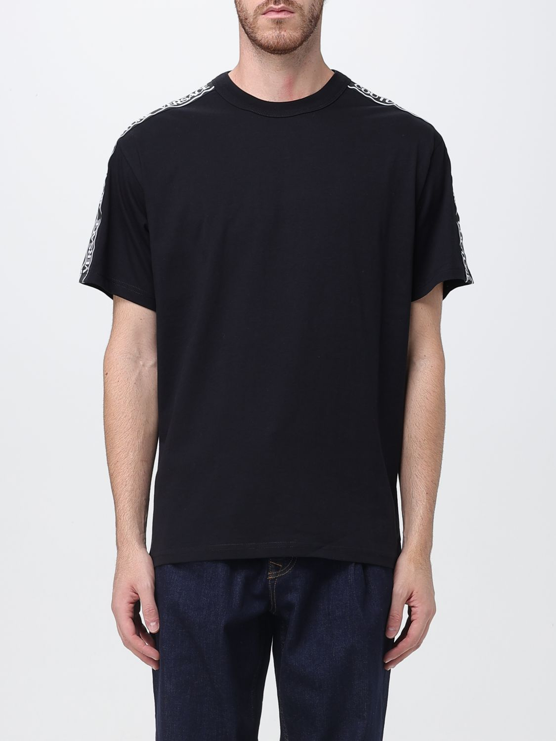 [VERSACE JEANS COUTURE] T-shirts Short Sleeve FW25 79GAHC02CJ01C 899