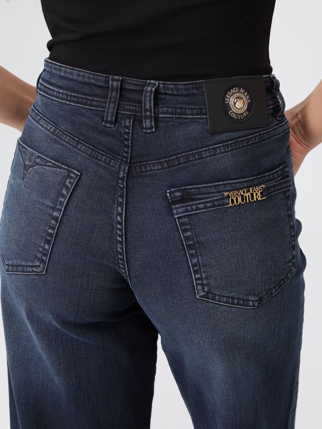 [VERSACE JEANS COUTURE] Jeans FW25 79HAB561CDWAB 906