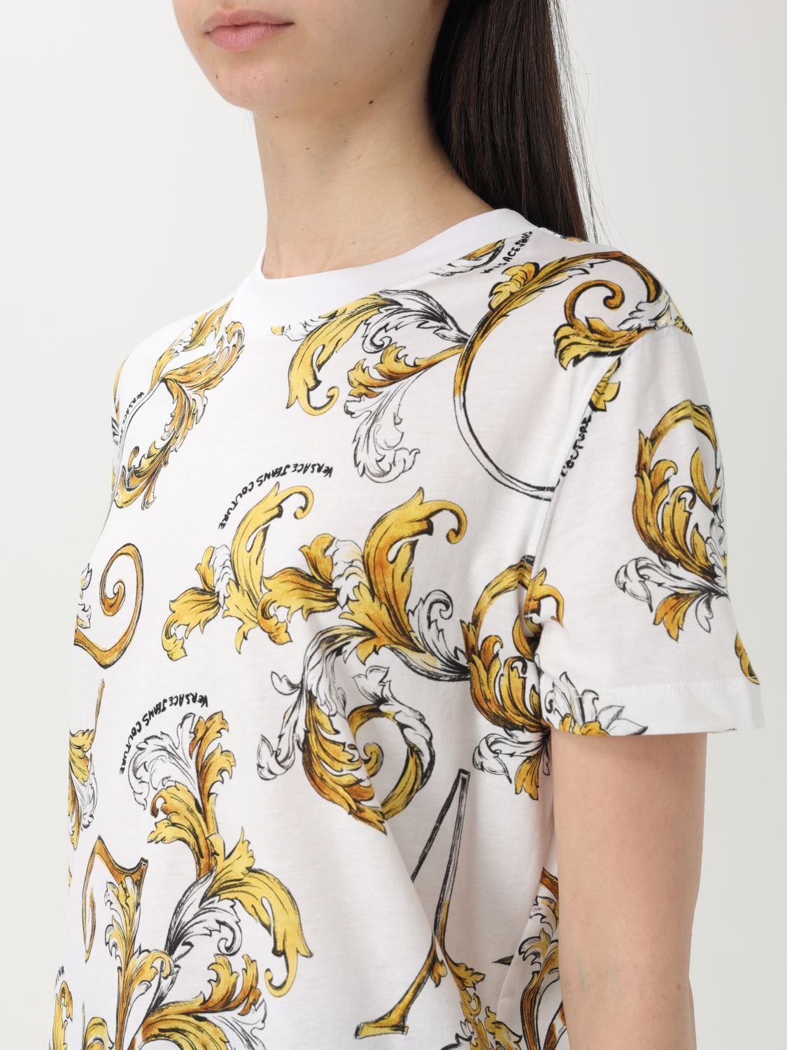 [VERSACE JEANS COUTURE] T-shirts Short Sleeve FW25 78HAH613JS458 G03