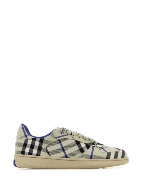 [Burberry] Sneakers FW25 8095373 B9629