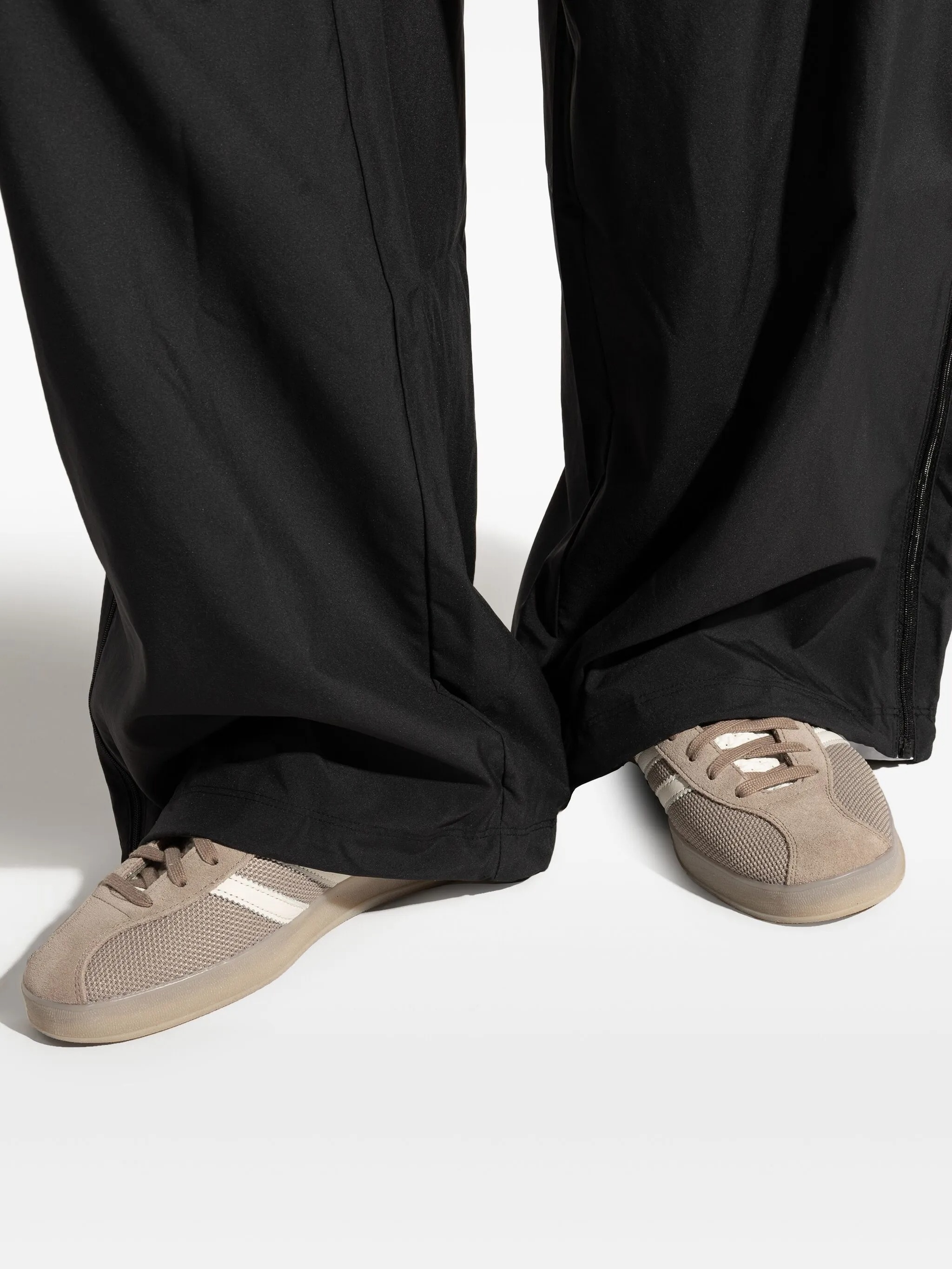 [ADIDAS ORIGINALS] Sneakers SS25 JS0666