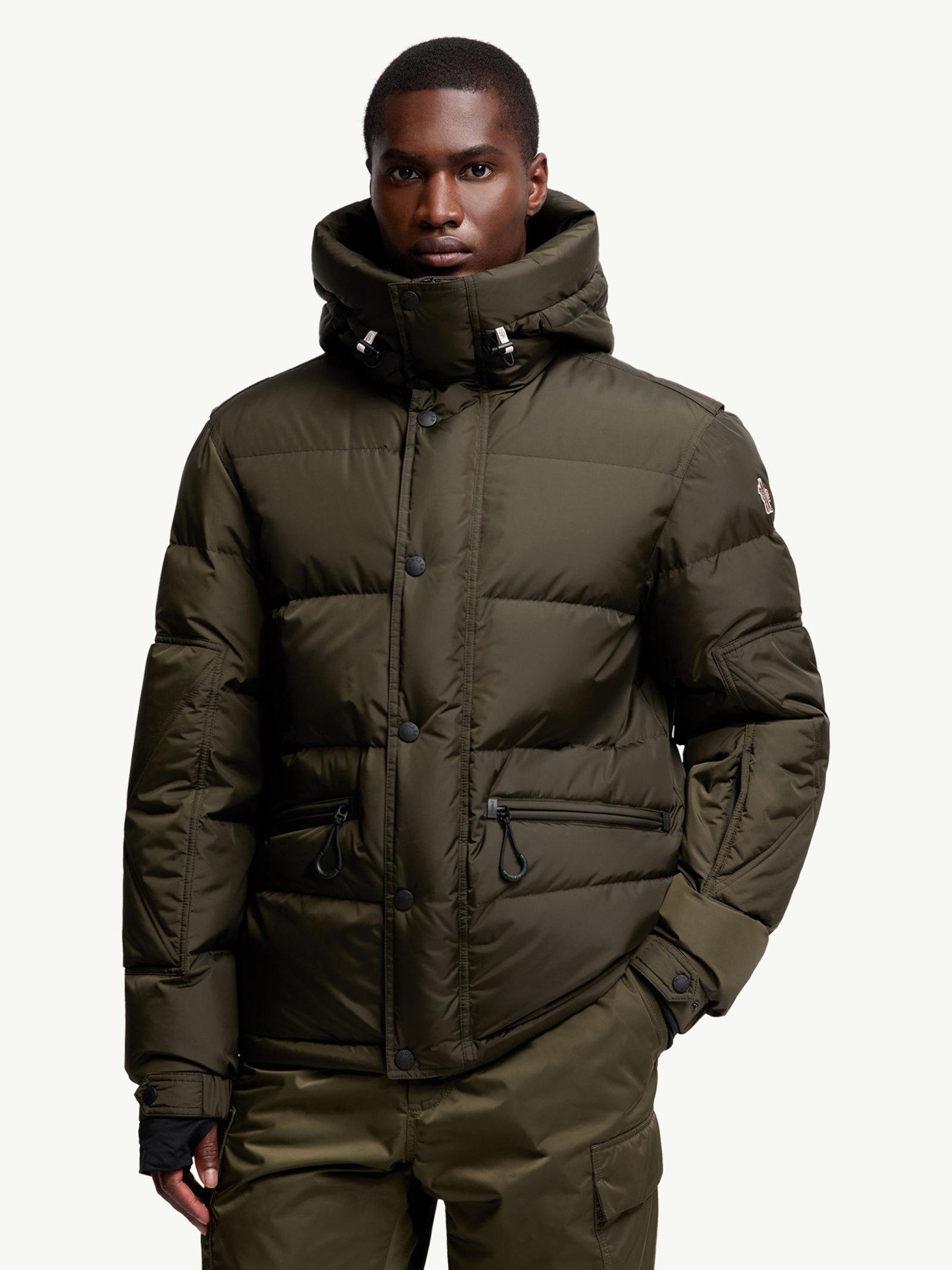 [Moncler] Down Jacket FW25 K20971A00023595JN832