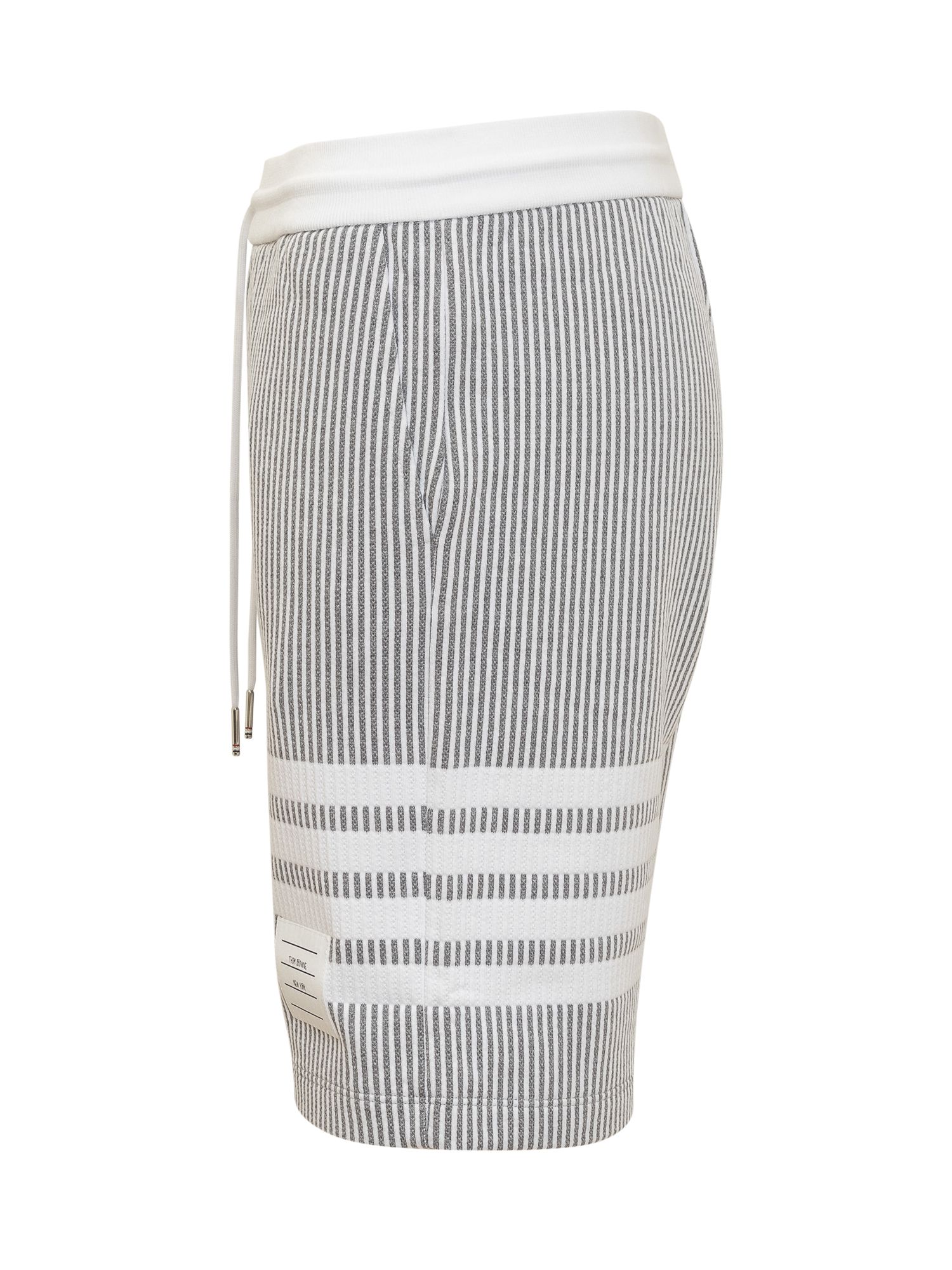 [Thom Browne] Shorts SS23 FJQ096AJ0063 055