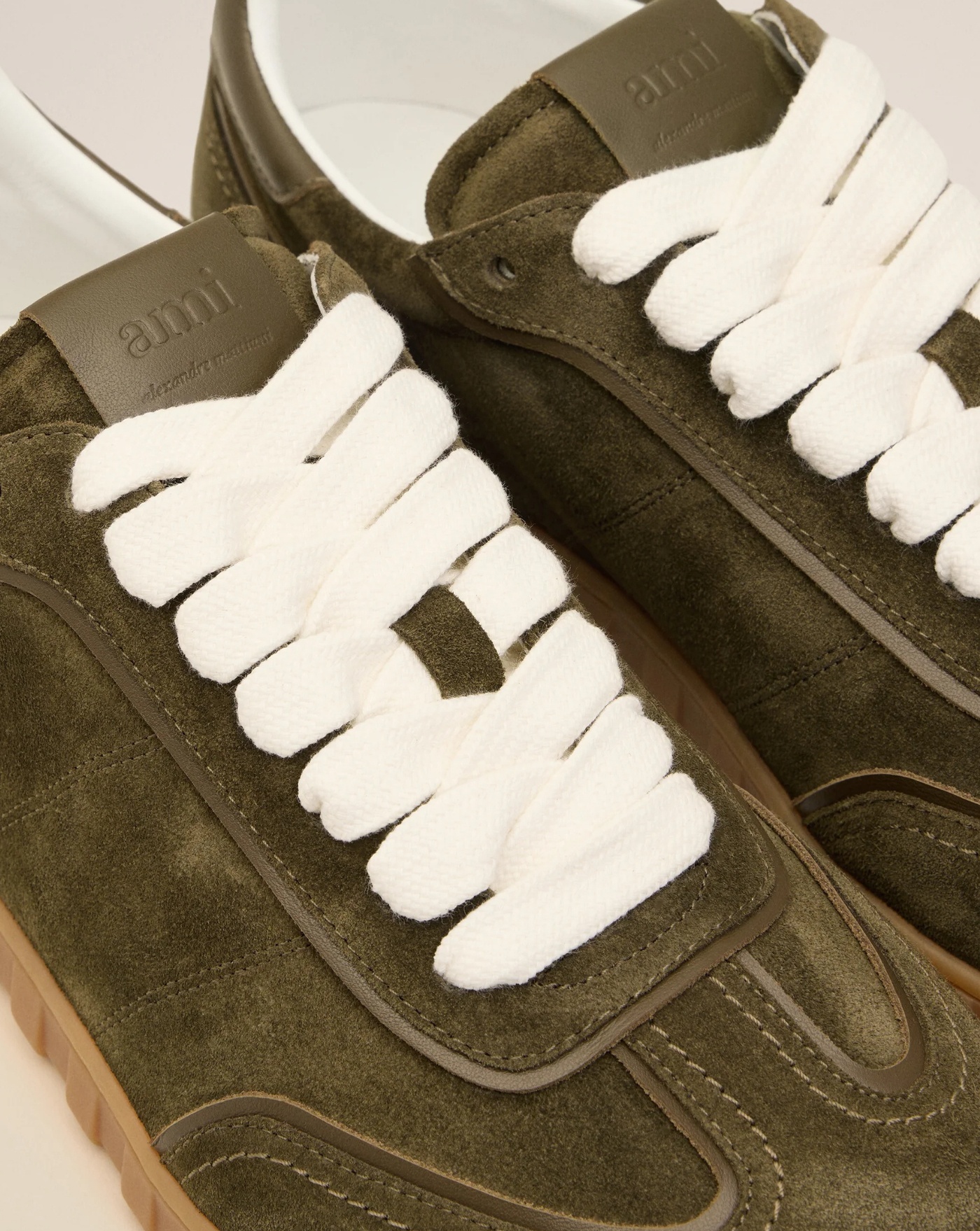 [Ami Paris] Sneakers FW25 USN433872298
