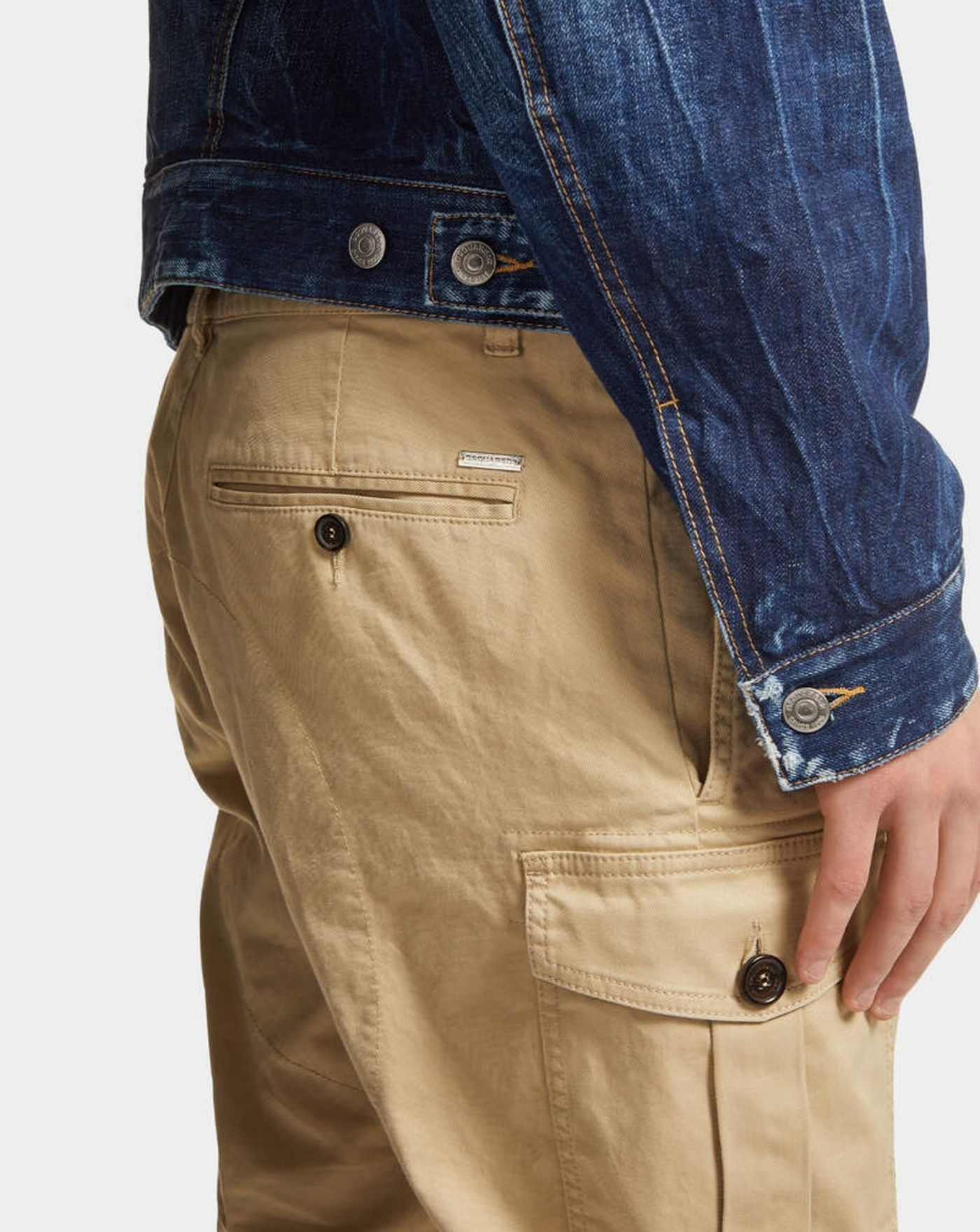 [Dsquared2] Trousers FW25 S74KB0818S39021111