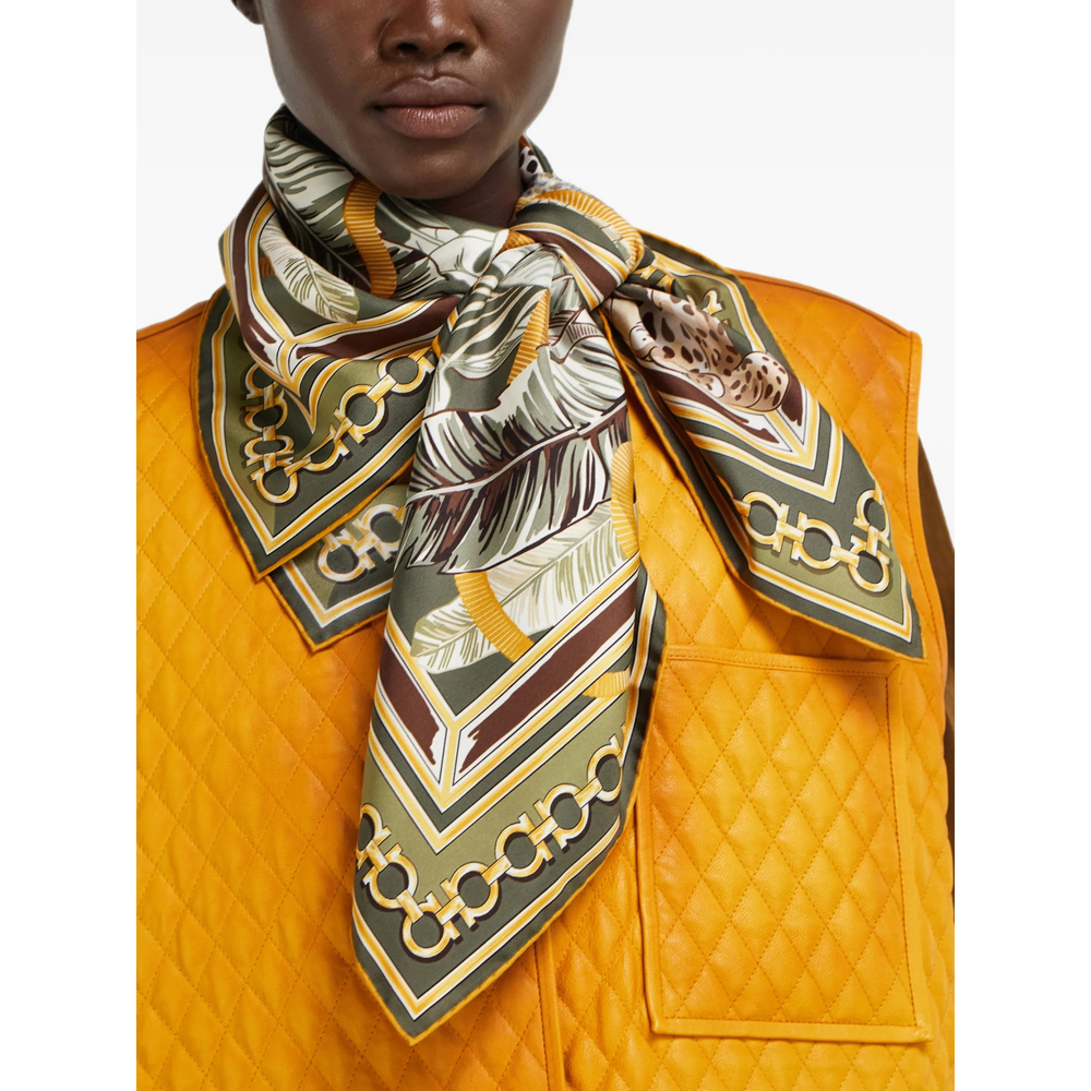 [Ferragamo] Scarf FW26 310241 0796910 OLIVE