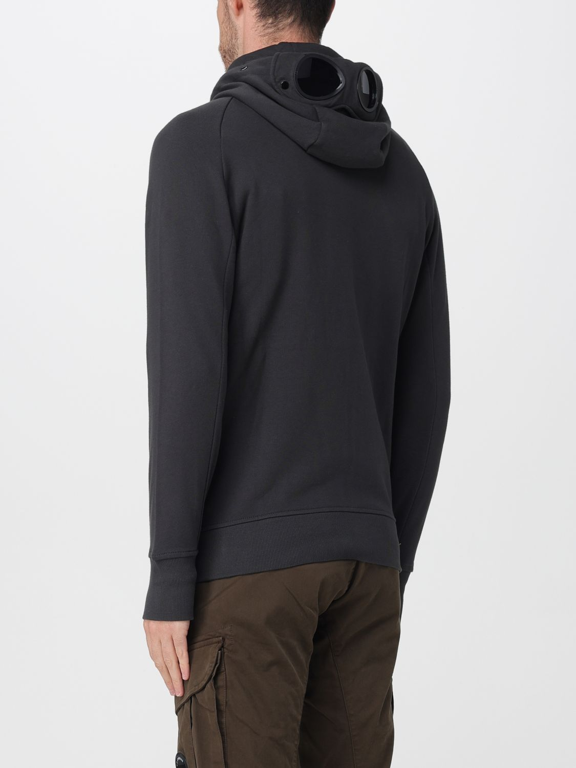 [C.P. Company] Sweatshirt FW26 21CMSS715A005086W 985