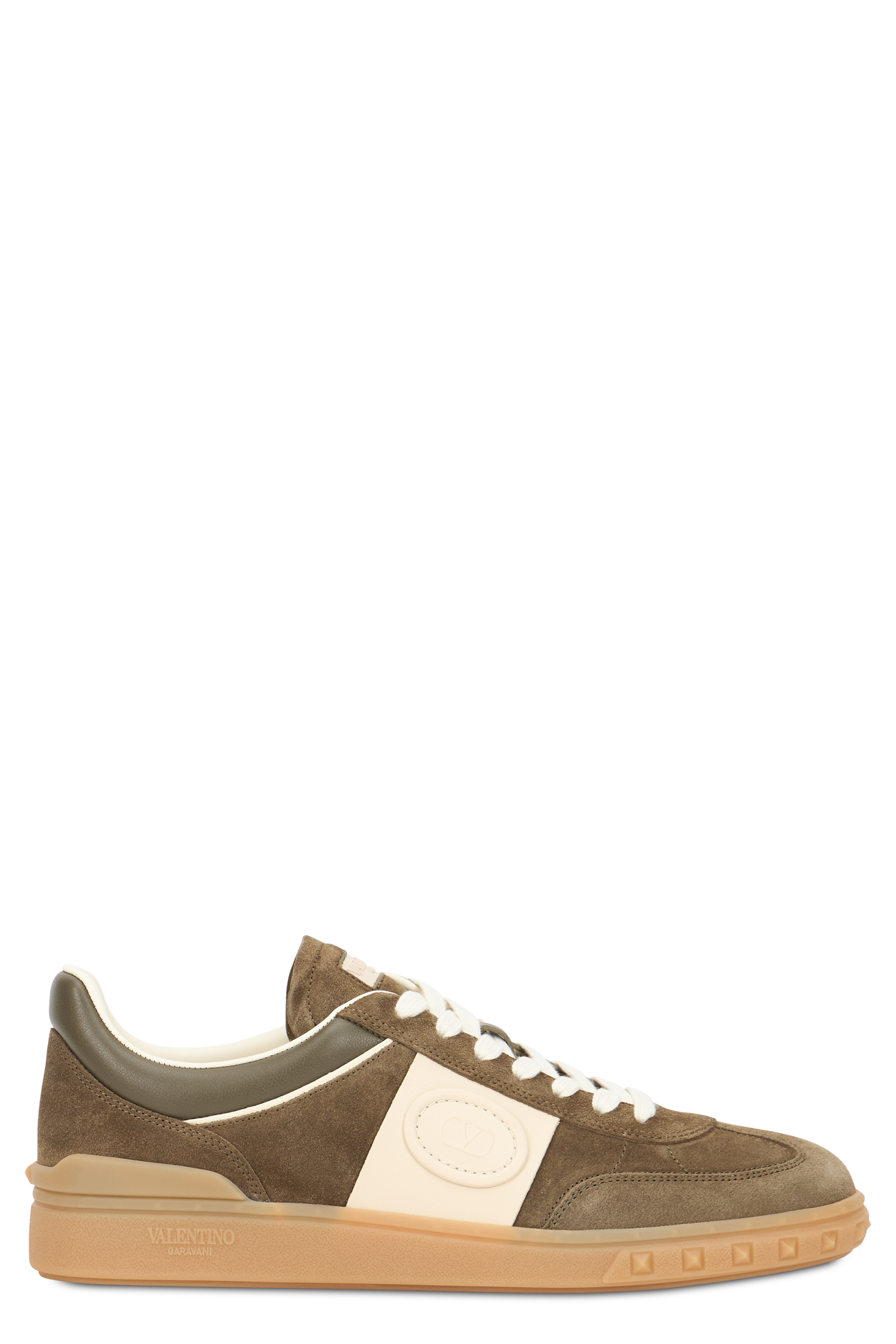 Sneakers with logo