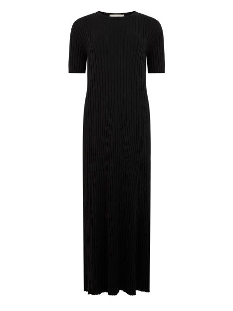 Long dress with short sleeves